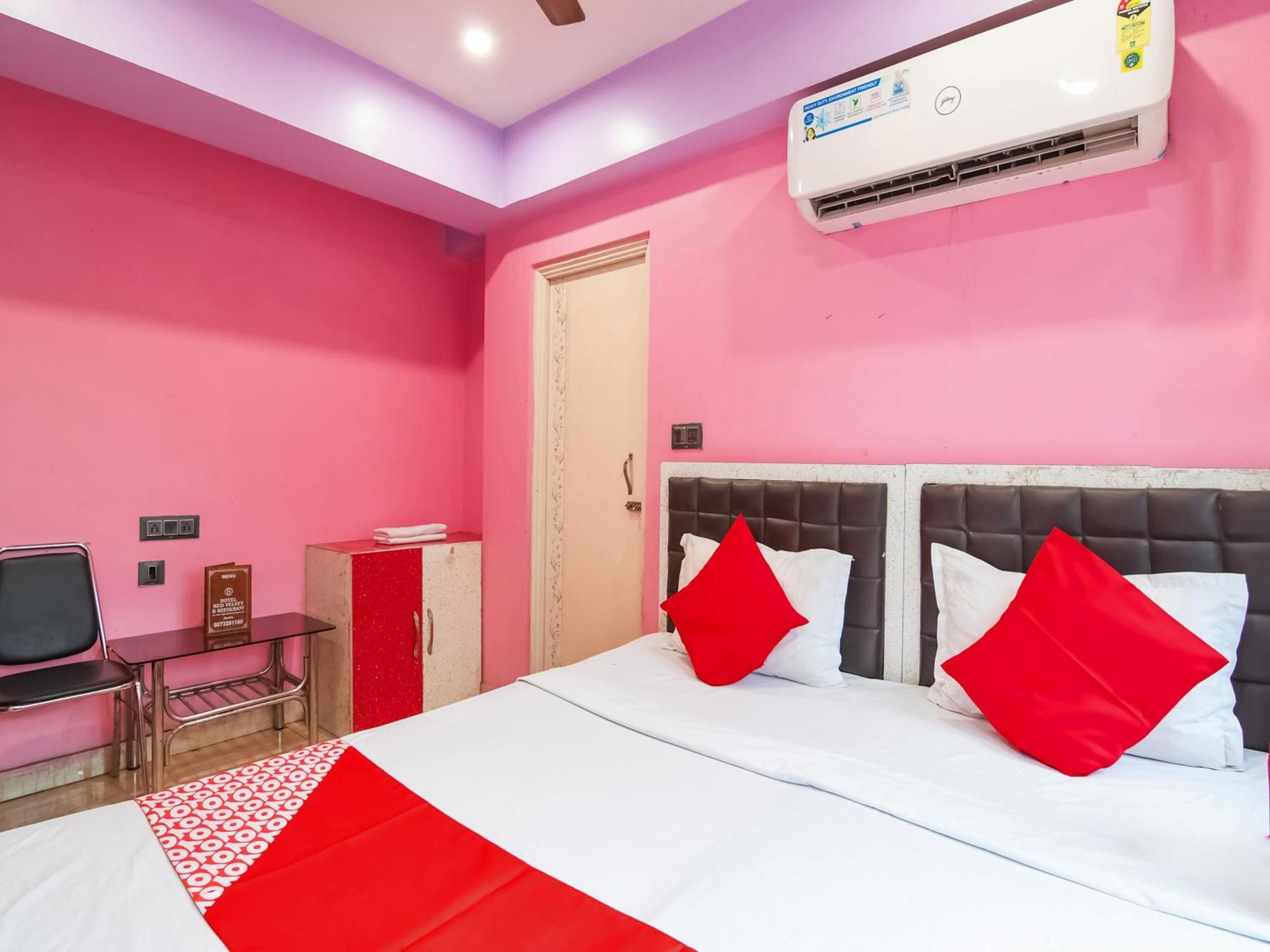 Oyo Flagship Hotel Red Velvet Hugli-Chinsurah Eksteriør billede