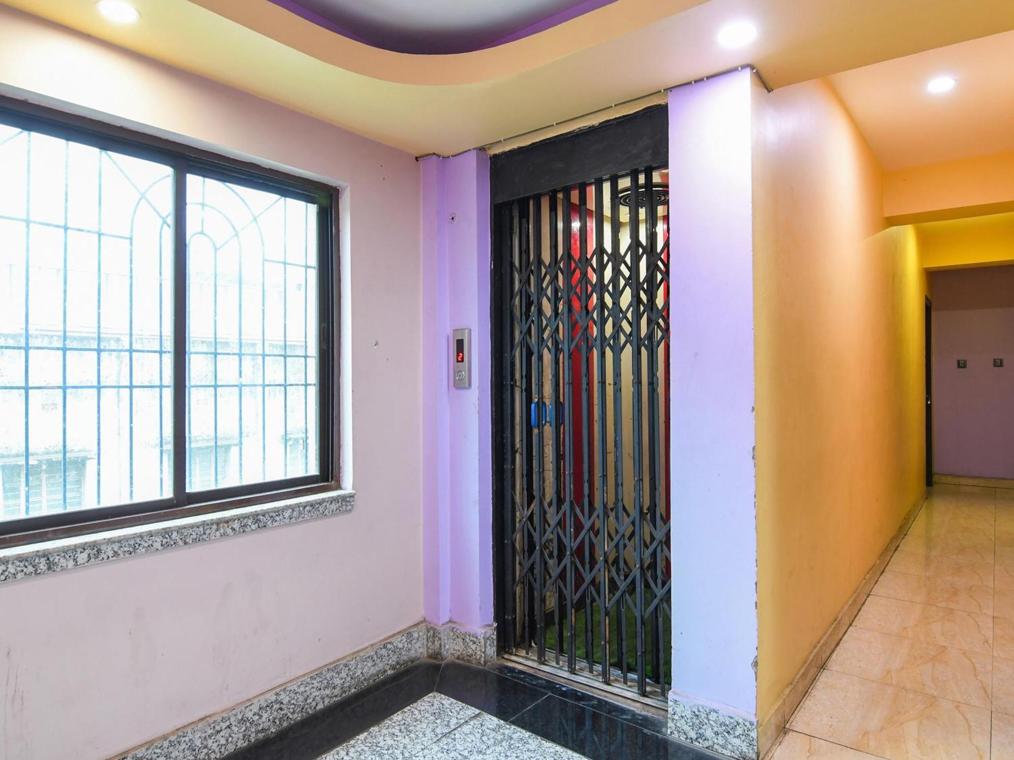Oyo Flagship Hotel Red Velvet Hugli-Chinsurah Eksteriør billede