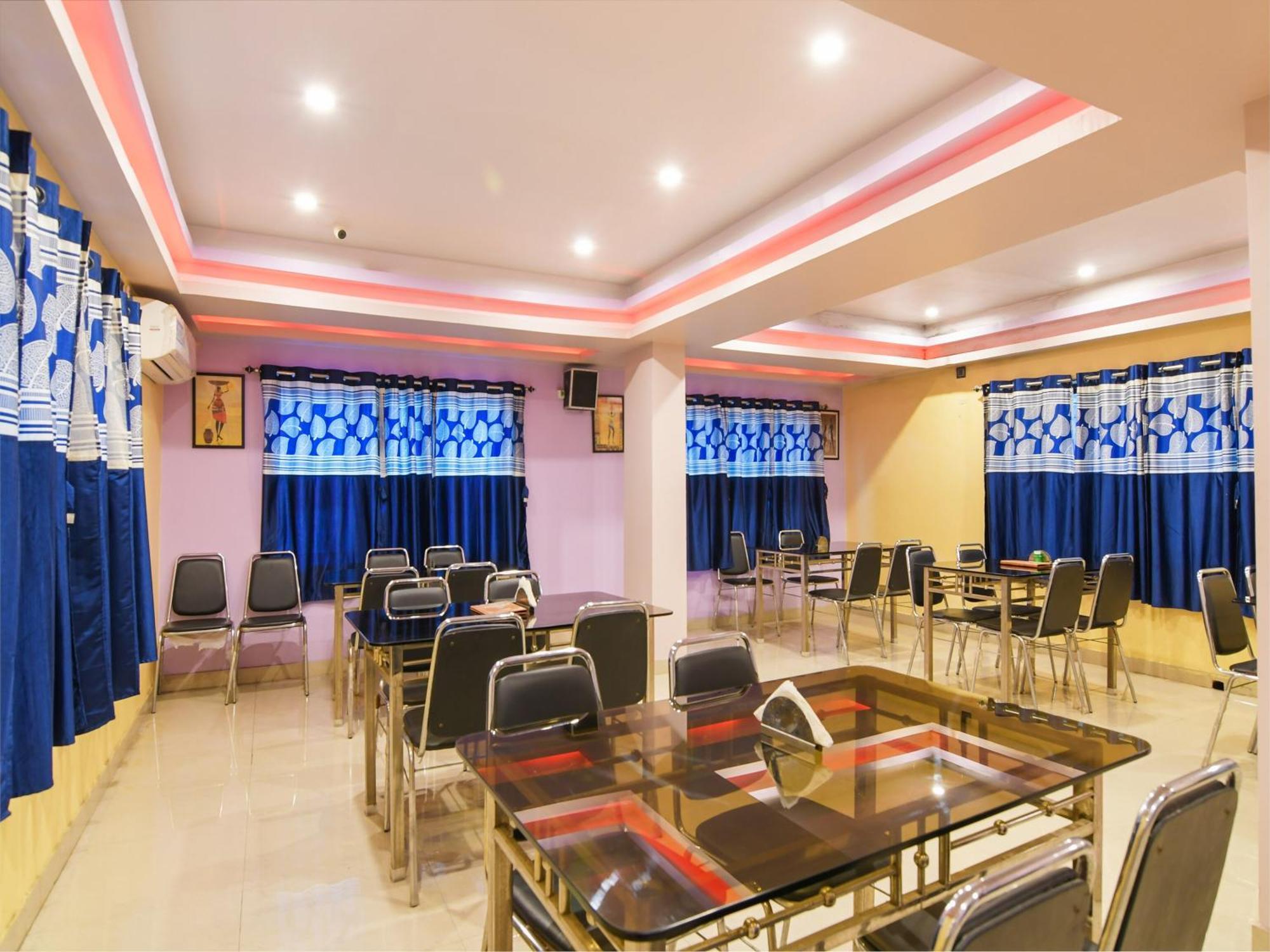Oyo Flagship Hotel Red Velvet Hugli-Chinsurah Eksteriør billede