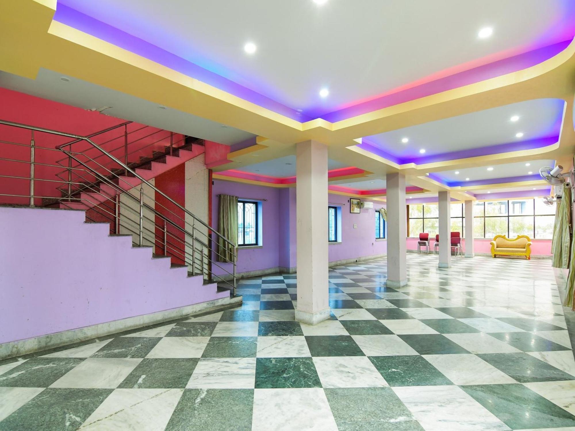 Oyo Flagship Hotel Red Velvet Hugli-Chinsurah Eksteriør billede